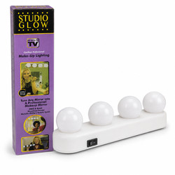 Studio Glow Cordless 4-Bulb Make-Up Mirror Light